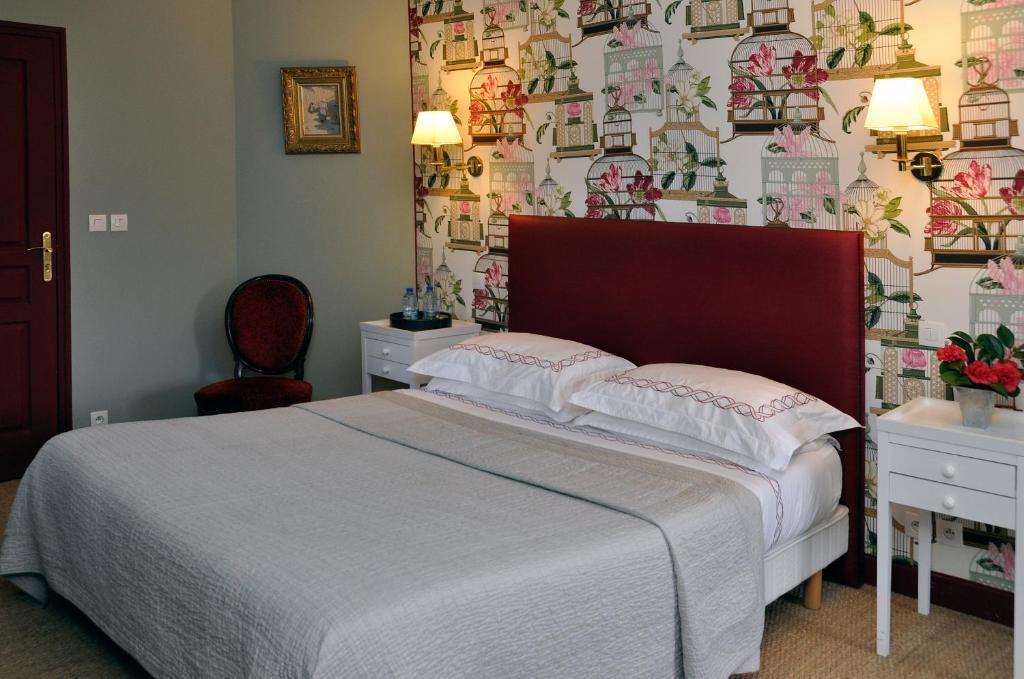 Bed & Breakfast La Demeure De L'ile 3*